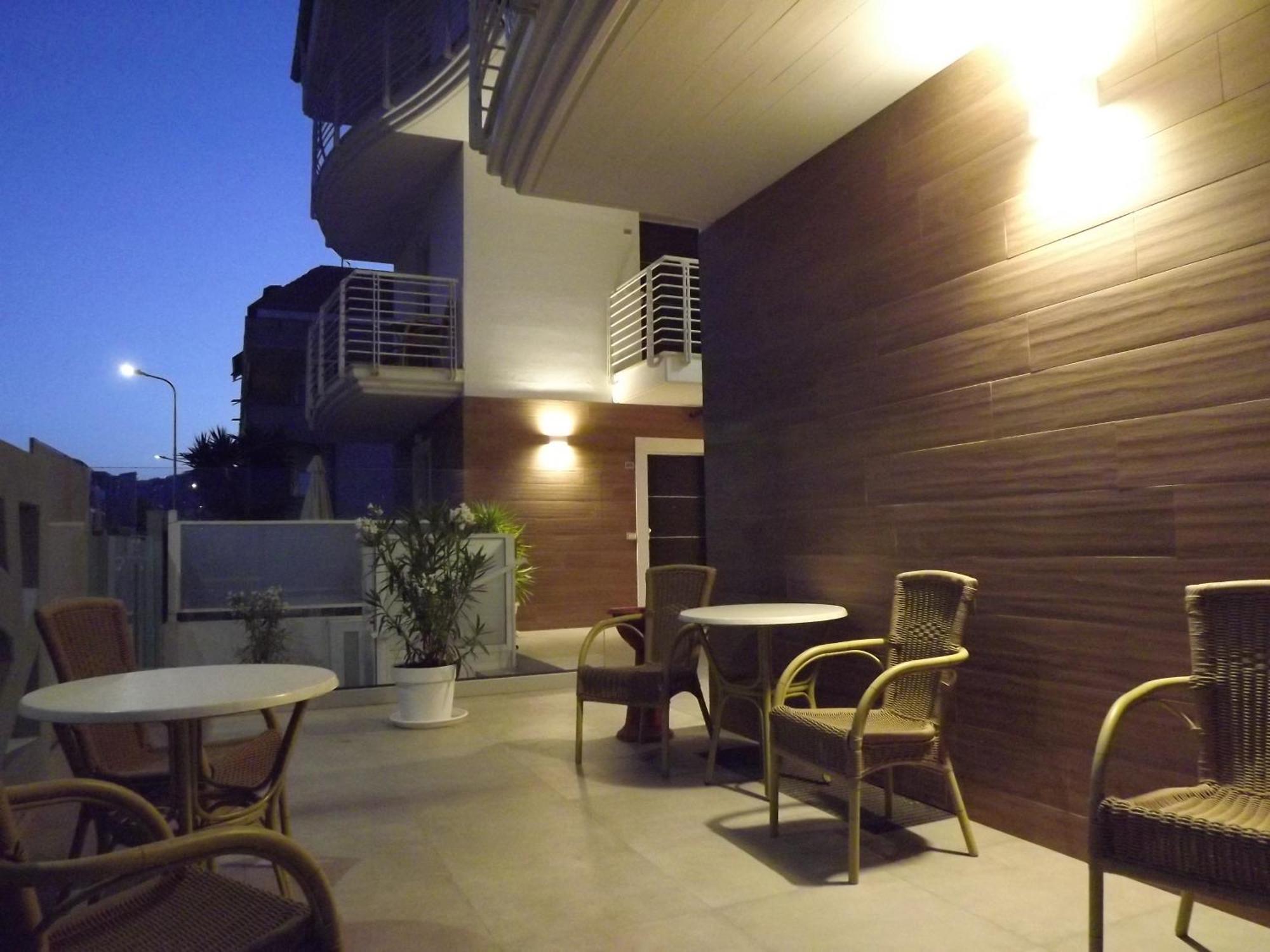 מרטינסיקורו Residence Twigha מראה חיצוני תמונה